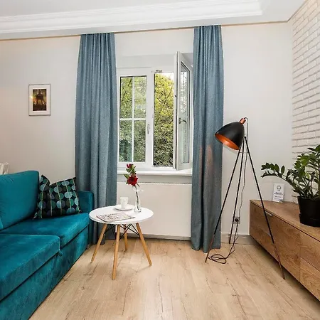 아파트 Flats For Rent - Lawnicza Old Town *