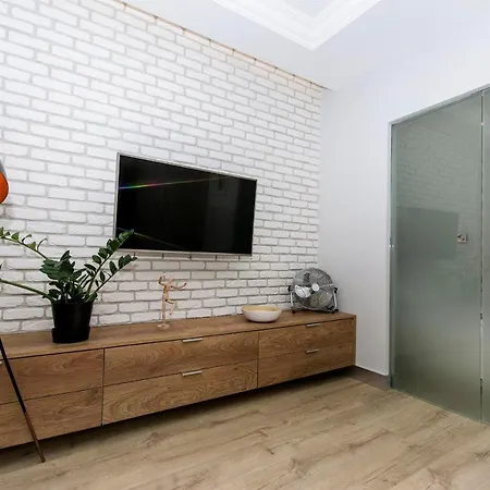 Flats For Rent - Lawnicza Old Town